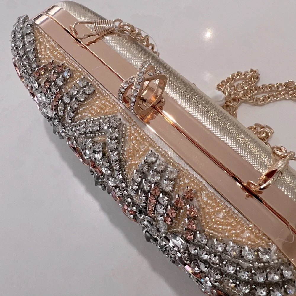 Nina Crystal Embellished Minaudiere Gelsey Clutch/Crossbody Chain Bag - Picture 7 of 15